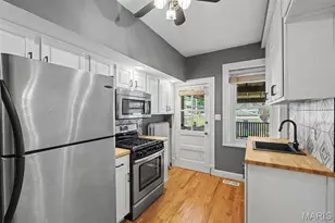 5008 Sutherland Ave, Saint Louis, MO 63109 - Photo 8