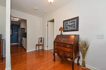4817 Bankfield Court, Saint Louis, MO 63128 - Photo 8