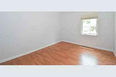 2345 Aileswick Drive, Saint Louis, MO 63129 - Photo 32