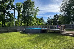 210 W Jackson Ave, Robertsville, MO 65066 - Photo 4