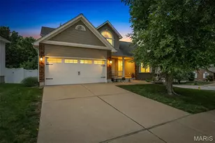 601 Winter Hill Cir, Fenton, MO 63026 - Photo 1