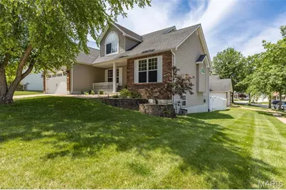 601 Winter Hill Circle, Fenton, MO 63026 - Photo 2