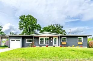 245 Humes Ln, Florissant, MO 63031 - Photo 2