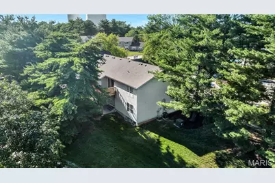27 Sugarwood Court #1, Saint Peters, MO 63376 - Photo 2