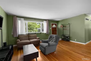 1040 Kostka Ln, Florissant, MO 63031 - Photo 4