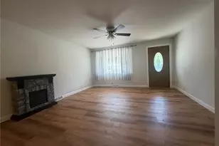 1323 W Congress St, Pacific, MO 63069 - Photo 4