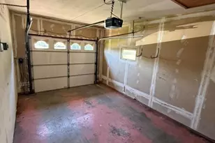 9732 Gloucester Dr, Saint Louis, MO 63137 - Photo 22