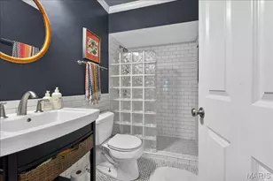 8030 Pershing Ave, Saint Louis, MO 63105 - Photo 14