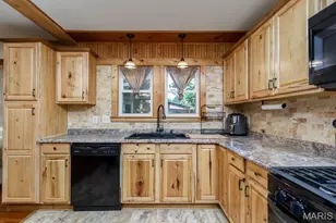 434 W Hayes St, Lebanon, MO 65536 - Photo 6