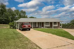 2998 Foxwood Dr, Maryland Heights, MO 63043 - Photo 12