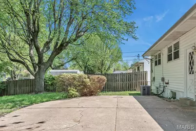 765 Babler Drive, Florissant, MO 63031 - Photo 28