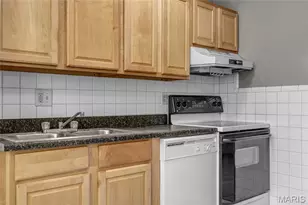 765 Babler Dr, Florissant, MO 63031 - Photo 10