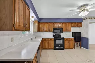 9341 Tea Rose Ln, Crestwood, MO 63126 - Photo 18