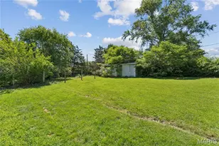 10130 Baptist Church Rd, Saint Louis, MO 63123 - Photo 30
