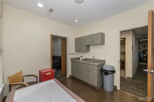 2 Richmond Center Ct, Saint Peters, MO 63376 - Photo 22