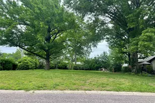 807 Wilshire Dr, Washington, MO 63090 - Photo 1