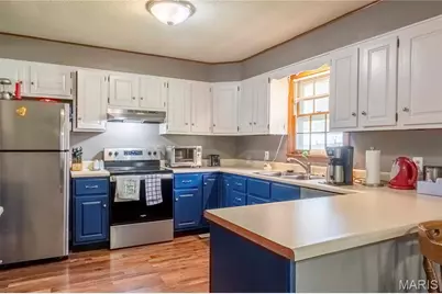 30 Satellite Drive, Hannibal, MO 63401 - Photo 6
