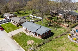 30 Satellite Dr, Hannibal, MO 63401 - Photo 28
