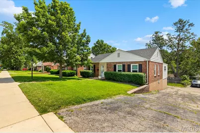 7266 Mackenzie Road, Saint Louis, MO 63123 - Photo 2