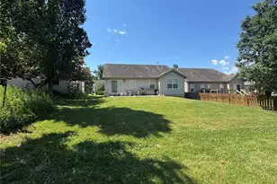 807 Sunflower Manor, O'Fallon, MO 63368 - Photo 4