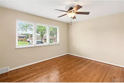 6008 Deerwood Drive, Saint Louis, MO 63123 - Photo 16