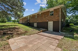 1740 Parr Rd, Wentzville, MO 63385 - Photo 24