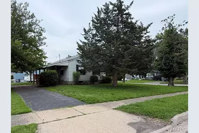 10711 Saint Henry Lane, Saint Ann, MO 63074 - Photo 2