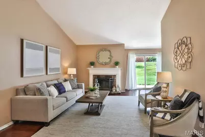 11858 Villa Dorado Drive, Saint Louis, MO 63146 - Photo 6