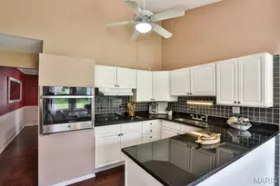 11858 Villa Dorado Dr, Saint Louis, MO 63146 - Photo 12