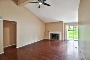 11858 Villa Dorado Dr, Saint Louis, MO 63146 - Photo 10