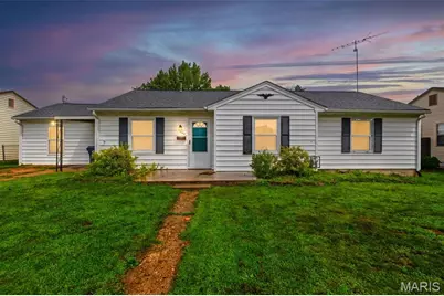 805 Brooksher Drive, Elsberry, MO 63343 - Photo 2