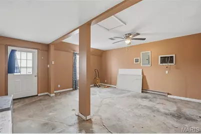 805 Brooksher Drive, Elsberry, MO 63343 - Photo 20