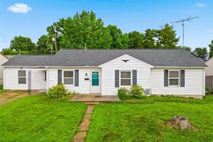 805 Brooksher Dr, Elsberry, MO 63343 - Photo 1