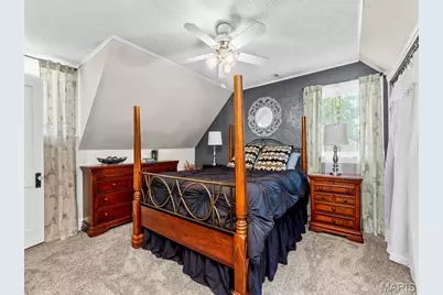 890 Warwick Lane, Glendale, MO 63122 - Photo 24