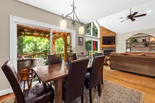 890 Warwick Ln, Glendale, MO 63122 - Photo 12