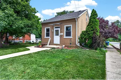 700 Adams Street, Saint Charles, MO 63301 - Photo 2