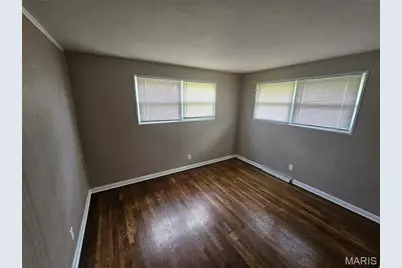 2207 Hollis Drive, Saint Louis, MO 63136 - Photo 10