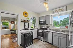 206 N Castello St, Florissant, MO 63031 - Photo 12
