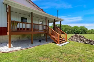 1001 Dunham Rd, Cuba, MO 65559 - Photo 8