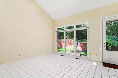 13052 Pembrooke Valley Court, Town and Country, MO 63141 - Photo 28