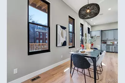 1000 Barton Street, Saint Louis, MO 63104 - Photo 12
