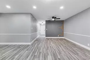 1251 Guelbreth Lane, Saint Louis, MO 63146 - Photo 14