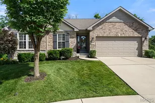 104 Hartford Ct, Fenton, MO 63026 - Photo 2