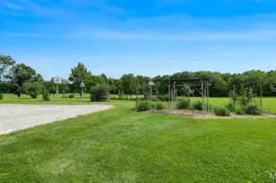 19220 Pike 459, Curryville, MO 63339 - Photo 34