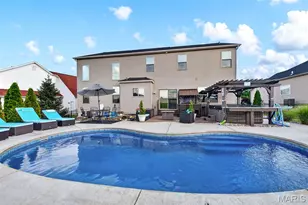 141 Central Park Ave, Wentzville, MO 63385 - Photo 48