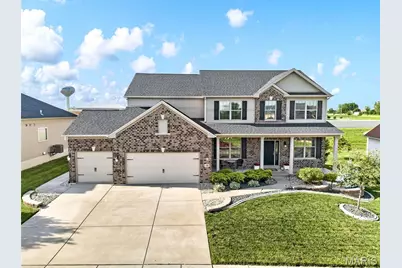 141 Central Park Avenue, Wentzville, MO 63385 - Photo 2