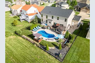 141 Central Park Avenue, Wentzville, MO 63385 - Photo 4