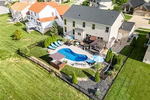 141 Central Park Ave, Wentzville, MO 63385 - Photo 4
