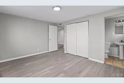 1000 Wild Cherry Lane, University City, MO 63130 - Photo 16
