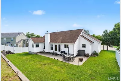 540 Crown Passage Drive, Saint Charles, MO 63303 - Photo 38